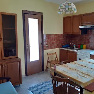 https://villaetna.sicilyhotelsitaly.net